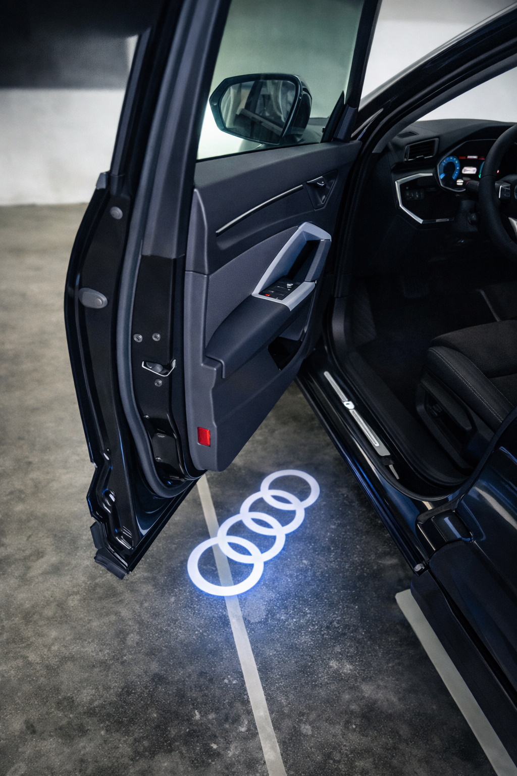 Lumière de Porte LED Audi – Projection Logo Premium (S line / RS / Audi Sport / Quattro)